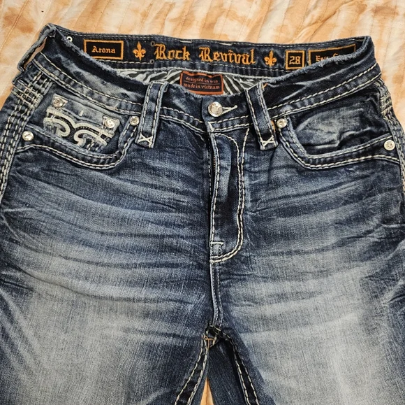 Rock Revival Easy Crop Jeans Womens size 28 - Picture 3 of 7